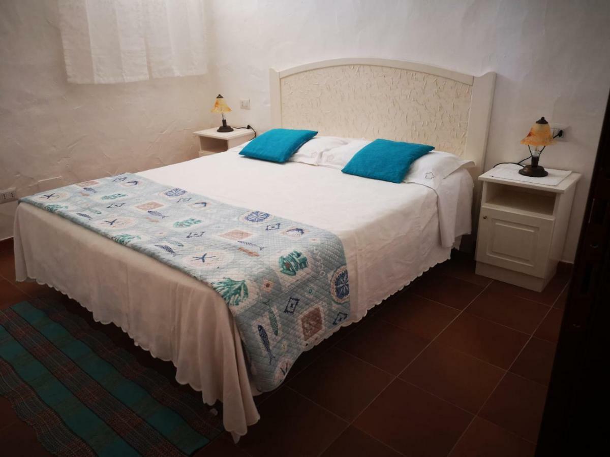 Residenza Rosa Maria Country House Orosei Buitenkant foto